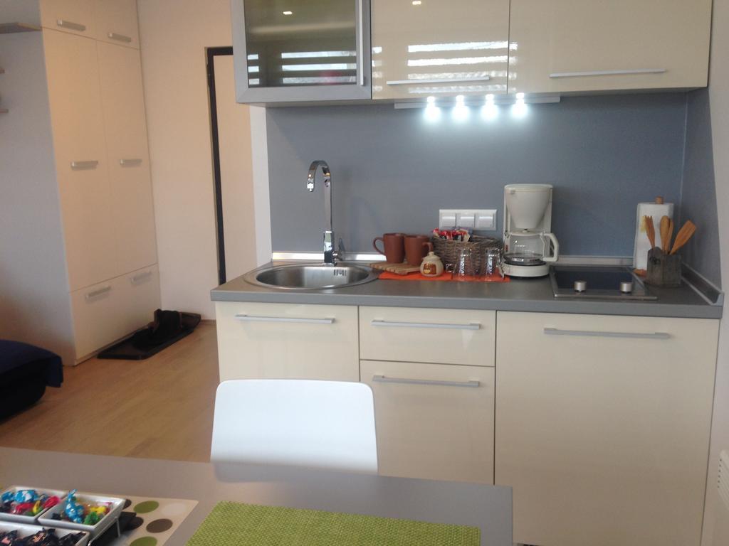 Dea'S Studio Apartment Сараево Номер фото