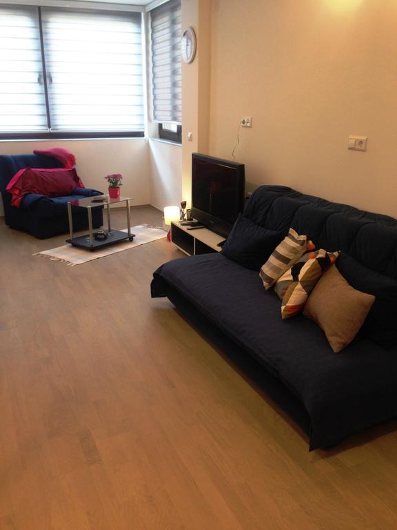 Dea'S Studio Apartment Сараево Номер фото