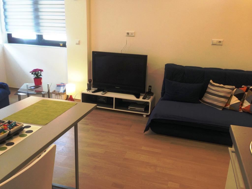 Dea'S Studio Apartment Сараево Номер фото