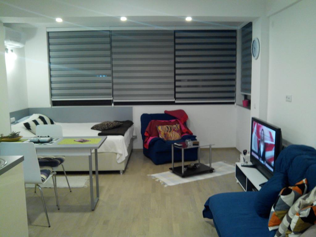 Dea'S Studio Apartment Сараево Номер фото